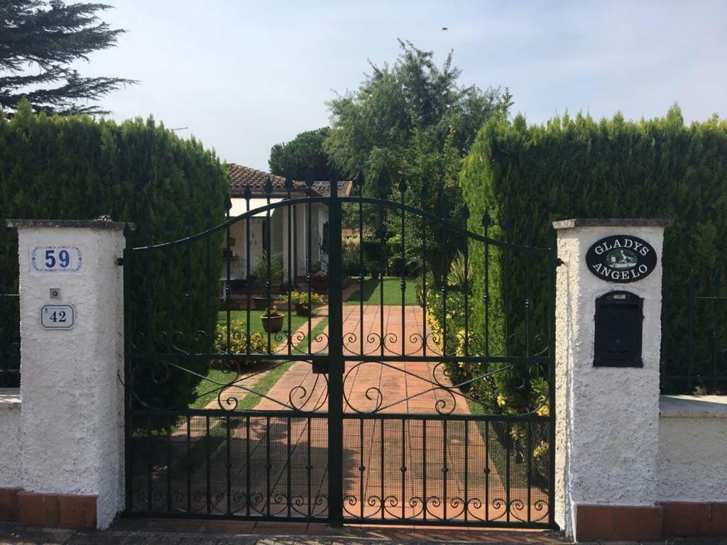 La Casa Di Angelo E Gladys Villa Bella Farnia Kültér fotó